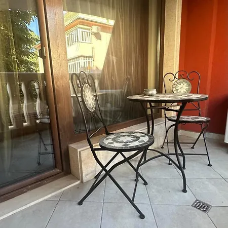 Luxury Antique Apartmán *