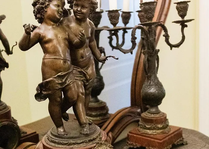 Luxury Antique Lejlighed